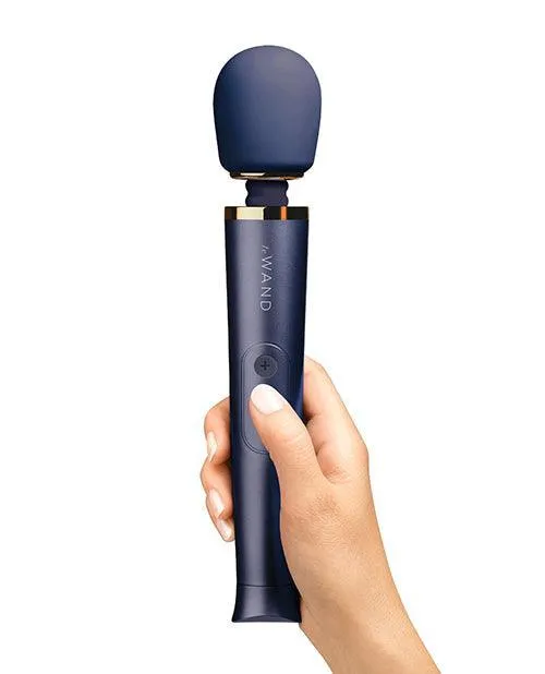 Le Wand Petite Rechargeable Vibrating Massager Cotr INC Female Sex Toys
